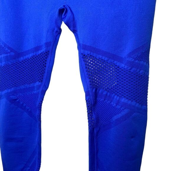 Fabletics Mosaic H.W. 7/8 Leggings - Picture 8 of 15